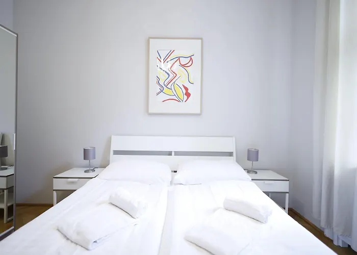 Apartment Heymi Karlsplatz *