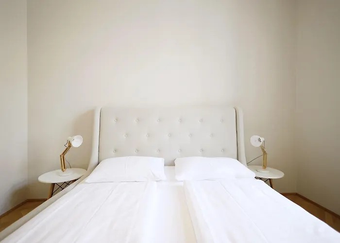 Apartment Heymi Karlsplatz Wien